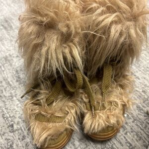 Moncler boots